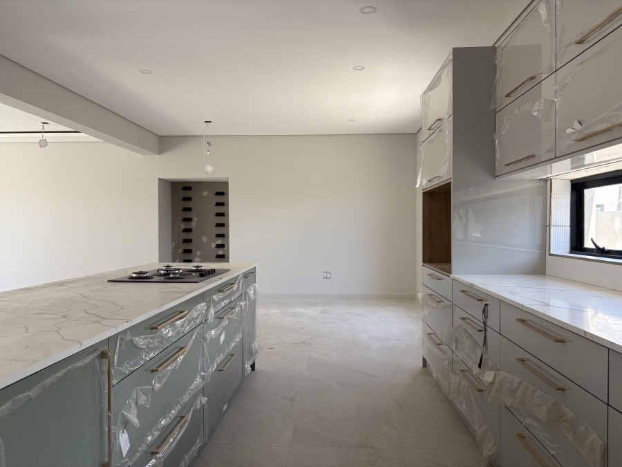 4 Bedroom Property for Sale in Sandown Western Cape